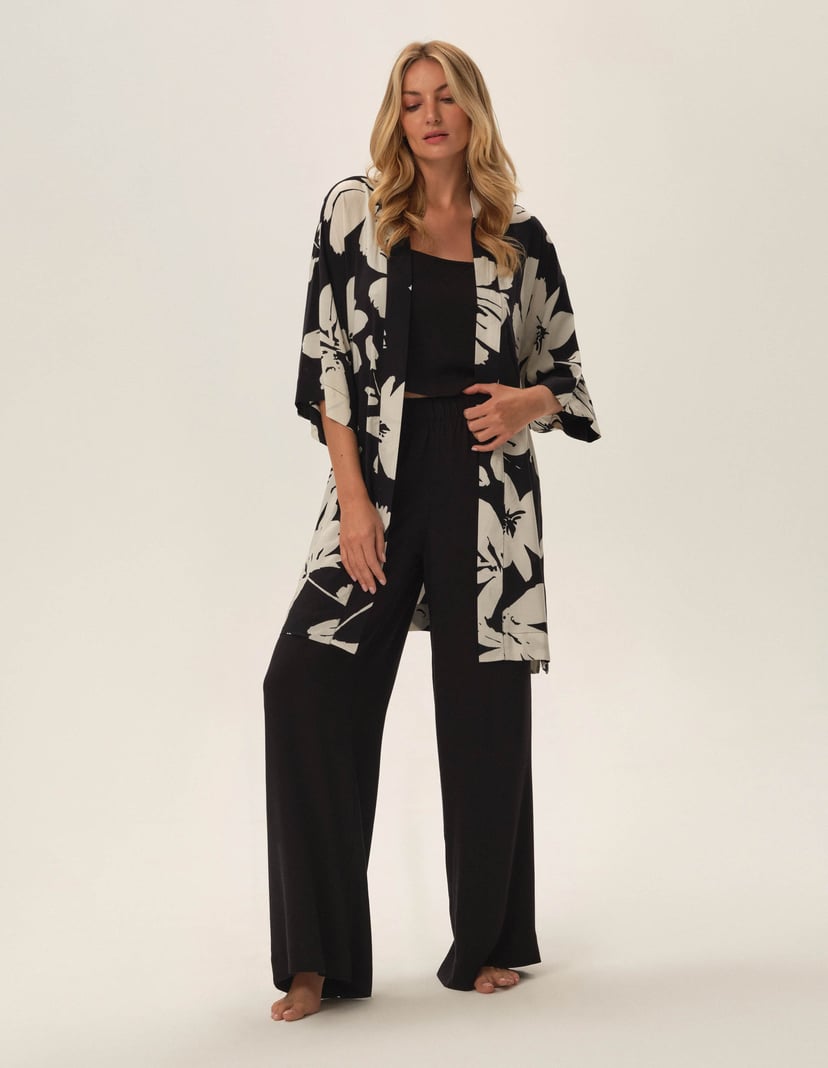 Robe Jin Black 2
