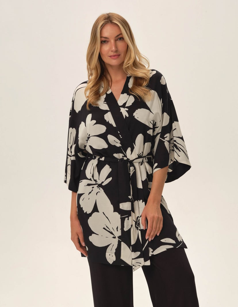 Robe Jin Black 3
