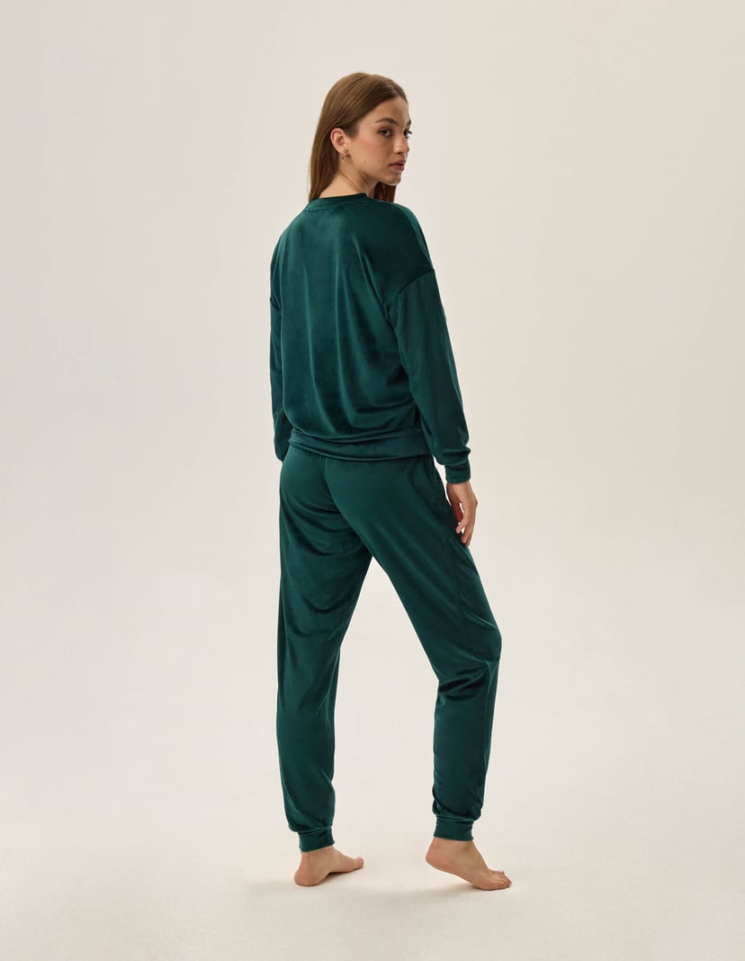 Welurowy dres Fain zielony 4