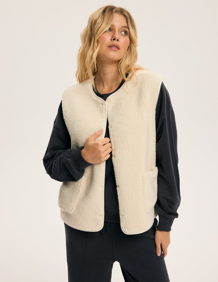 Vest Bloovii Sherpa cream 2