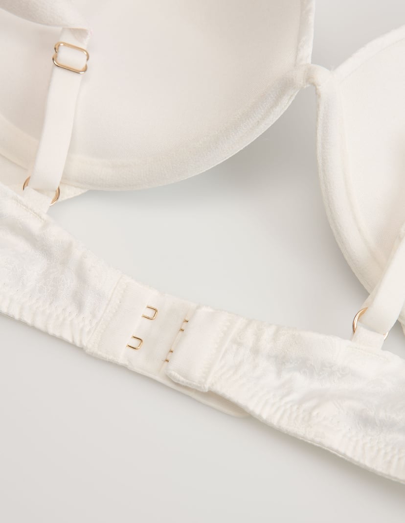 Push-up bra Charm cream 10