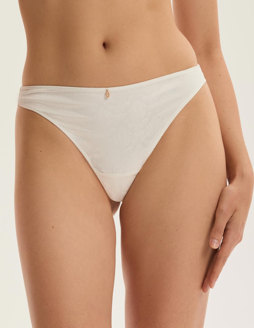 Стринги Charm кремовий 3