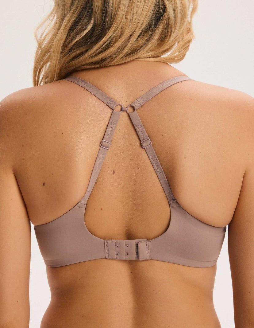 Super Push-Up Nude Bra Beige Under T-Shirt brown 4