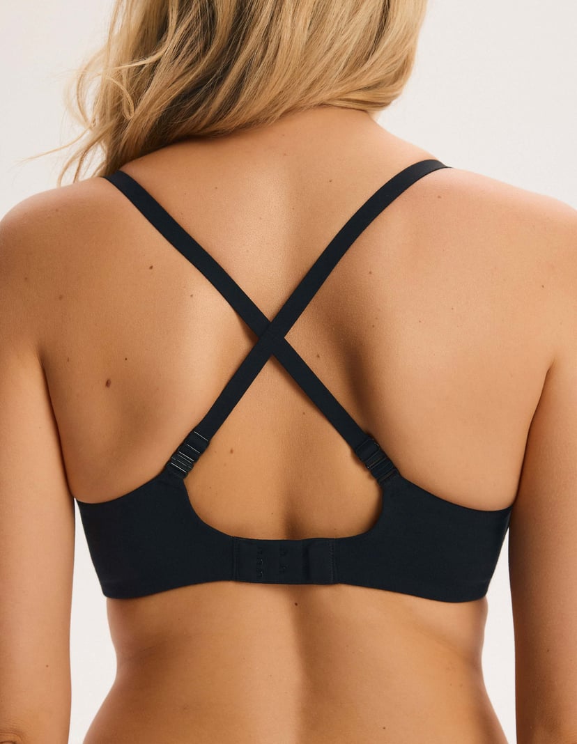 Cozy Black Wireless T-Shirt Bra Black 4