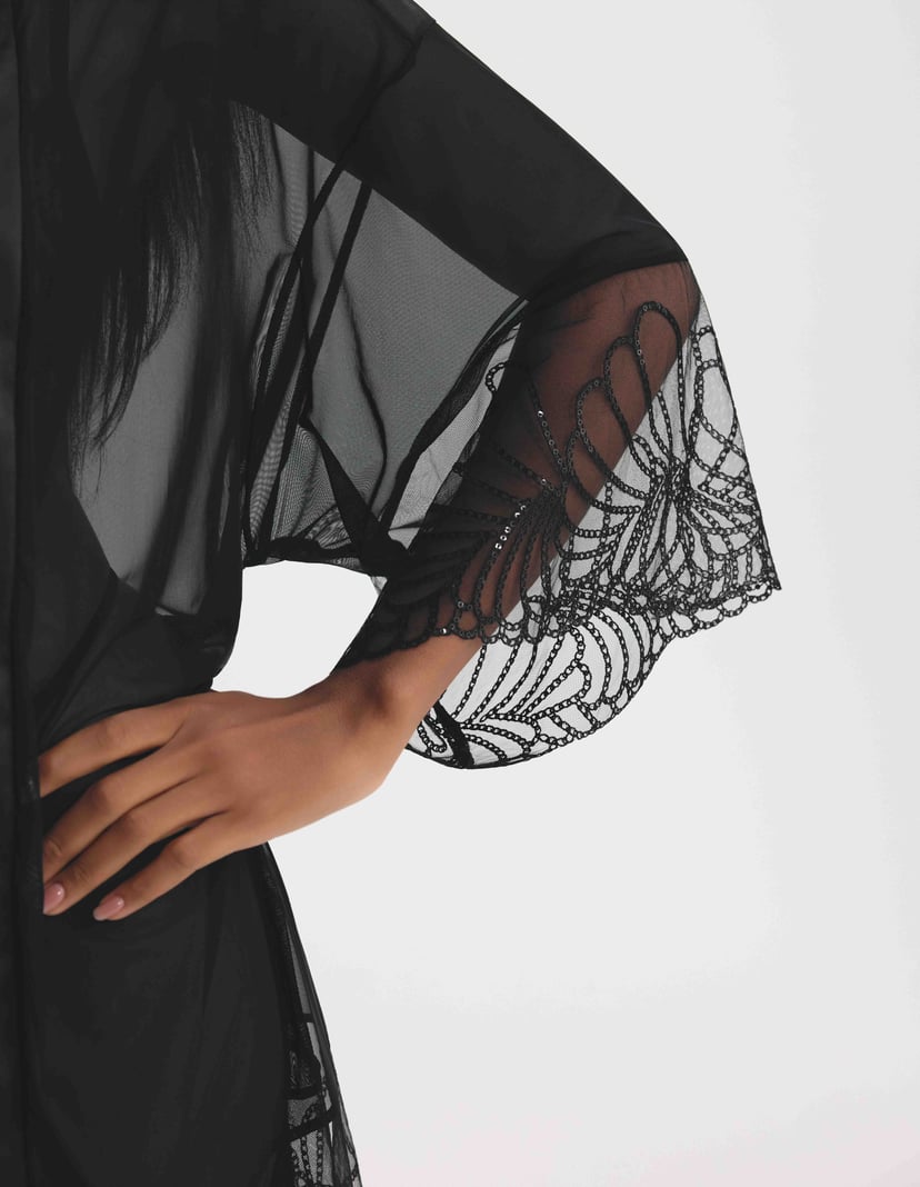 Robe Sheerveil Black 3