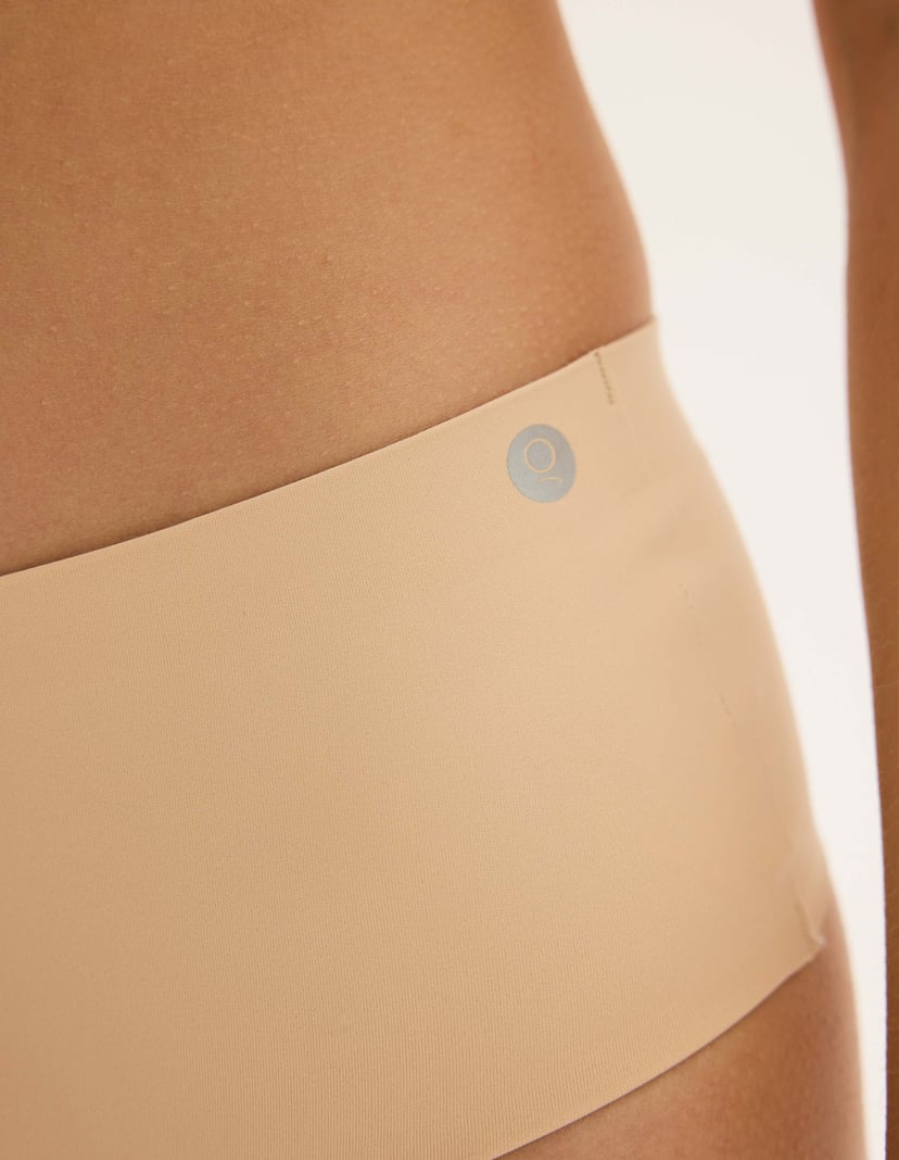 Seamless Thongs Beige 3