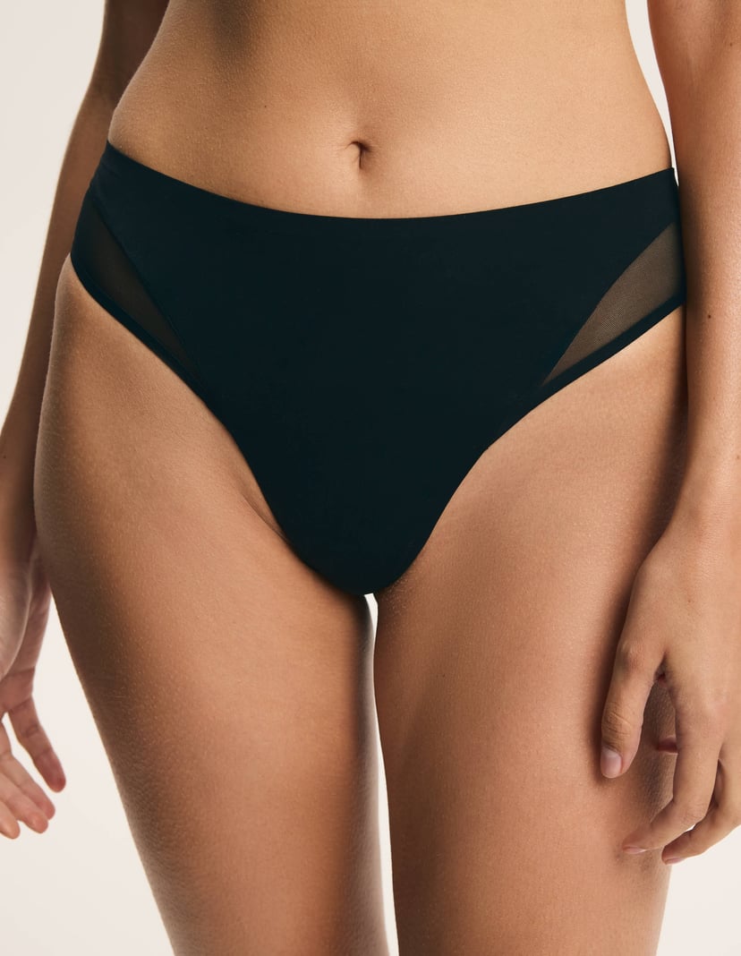 Cleary Thongs Black 2