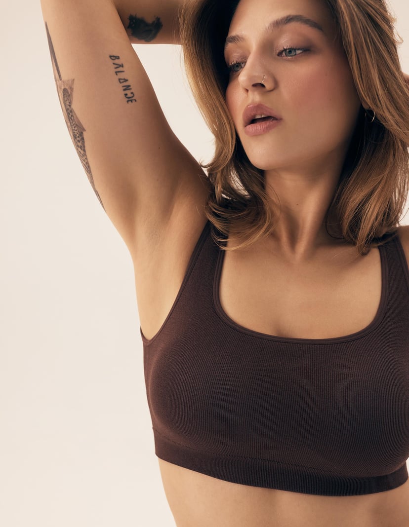Top Bloovii Larleen brown 7