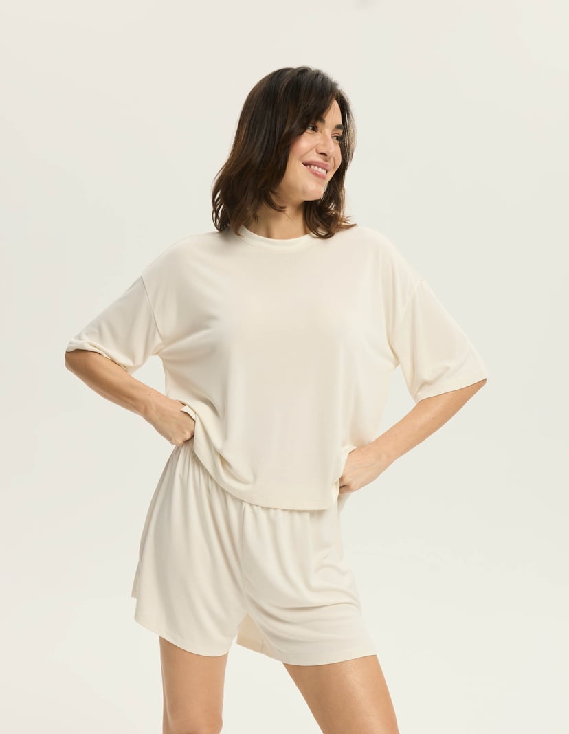 Shorts Ruth cream 1