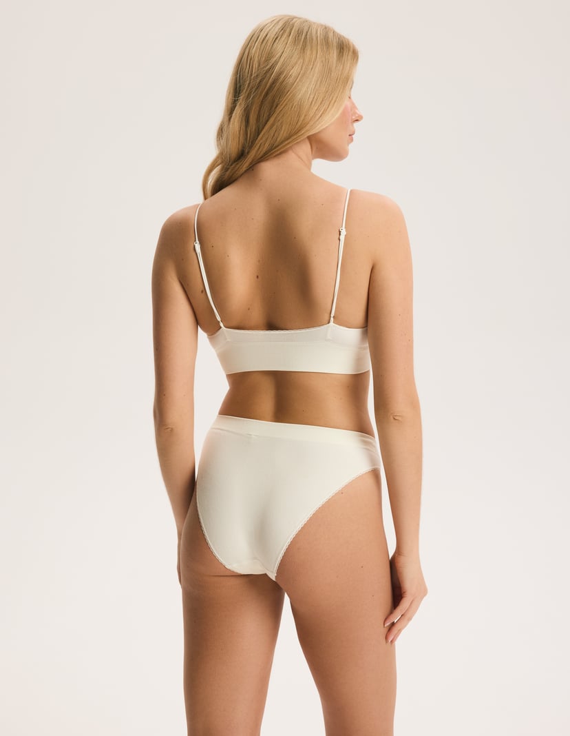 Majtki z wysokim stanem Bloovii Joy cream 4