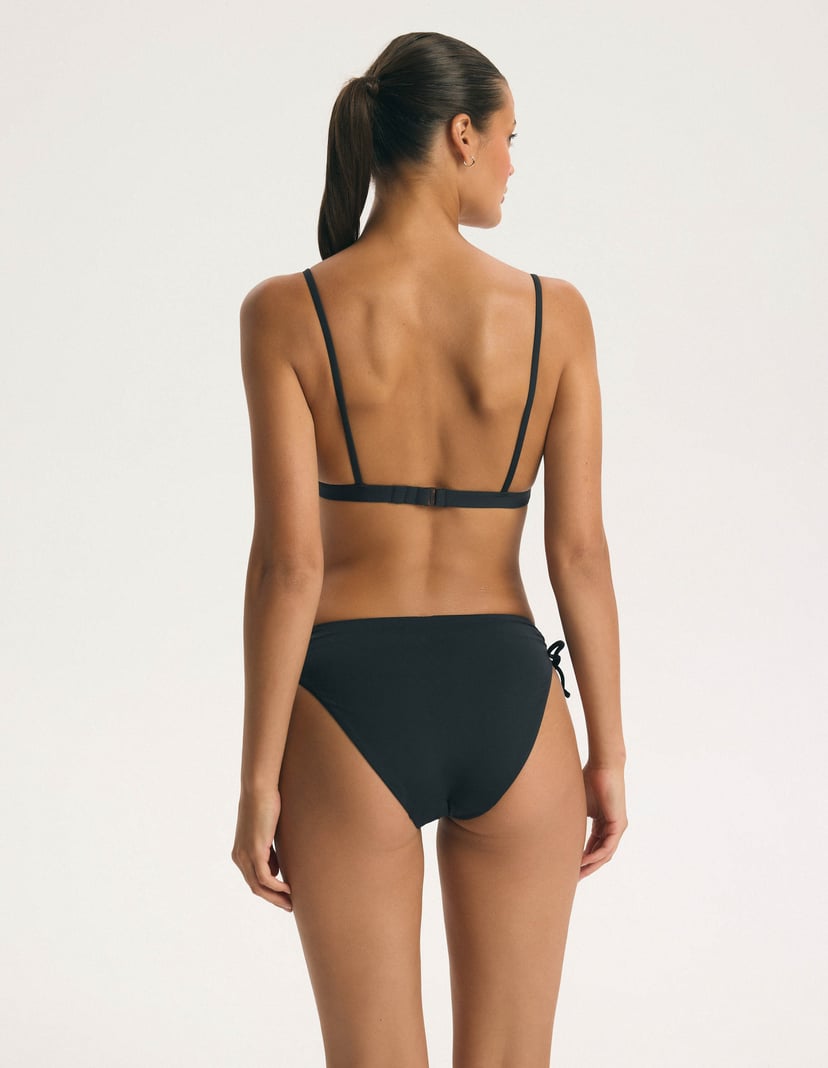 Bloovii Wave Bikini Top Black 4