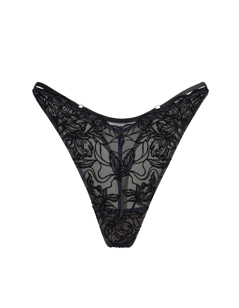 Gabriela Thongs Black 5