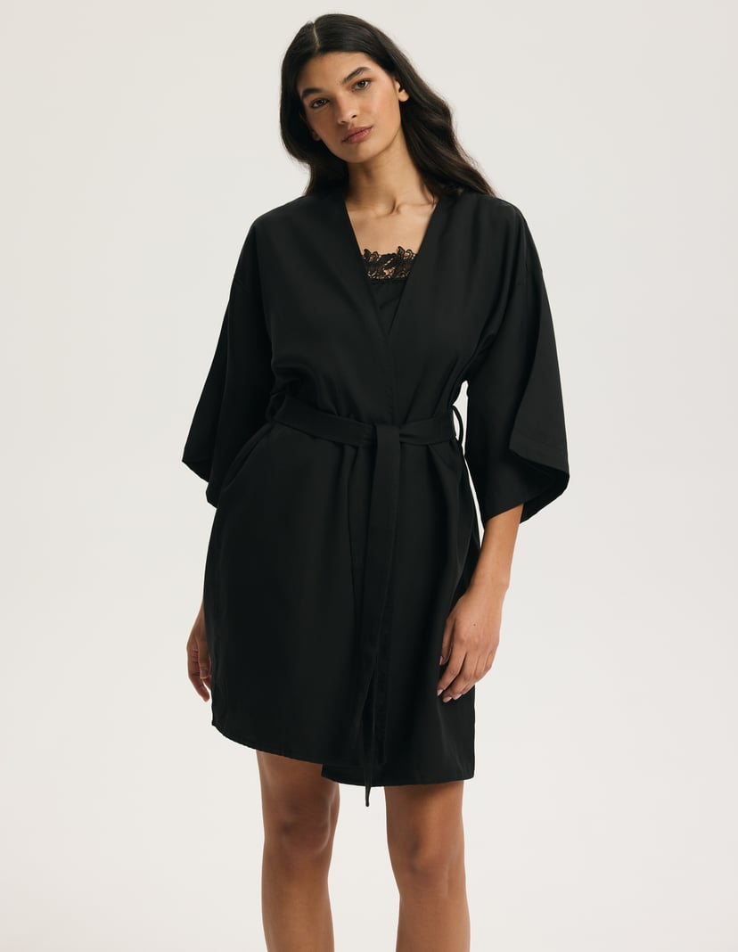 Amethyst Robe Black 1