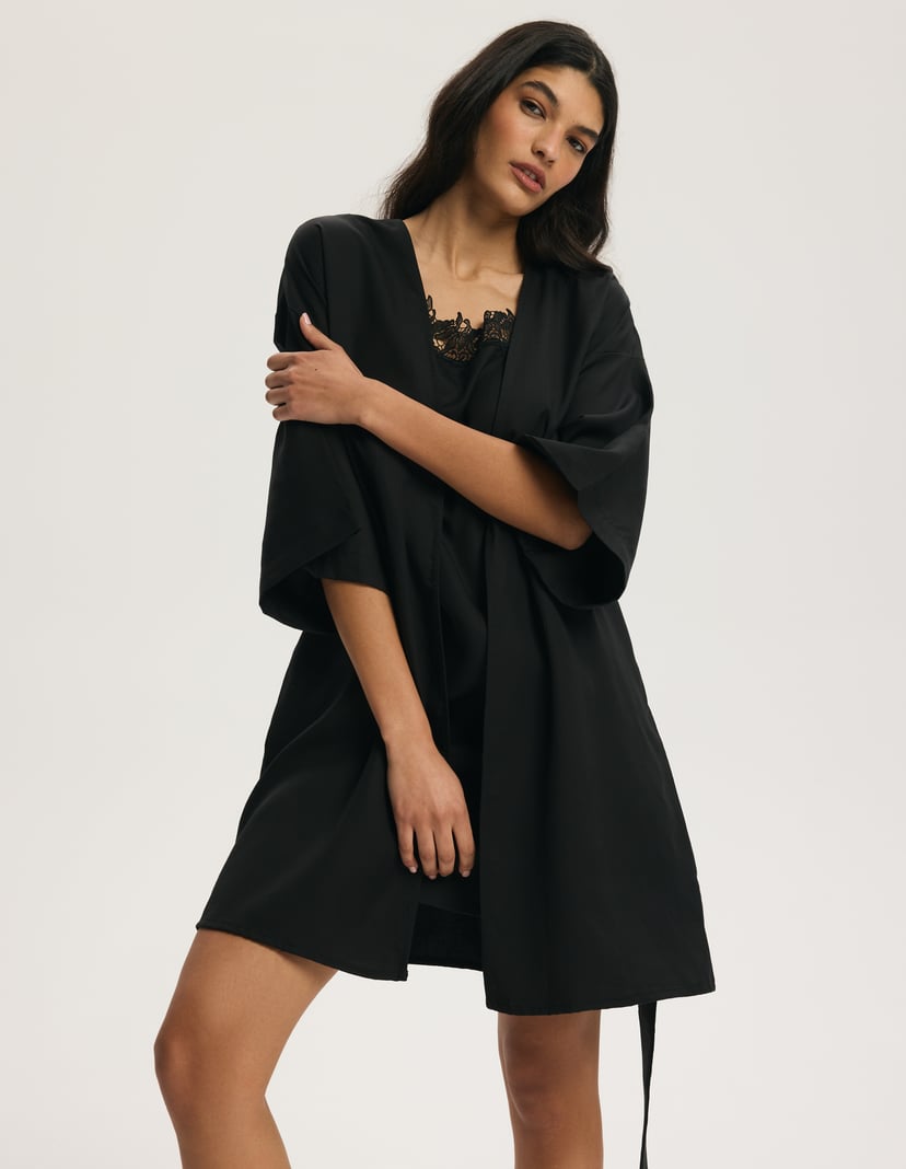 Amethyst Robe Black 5