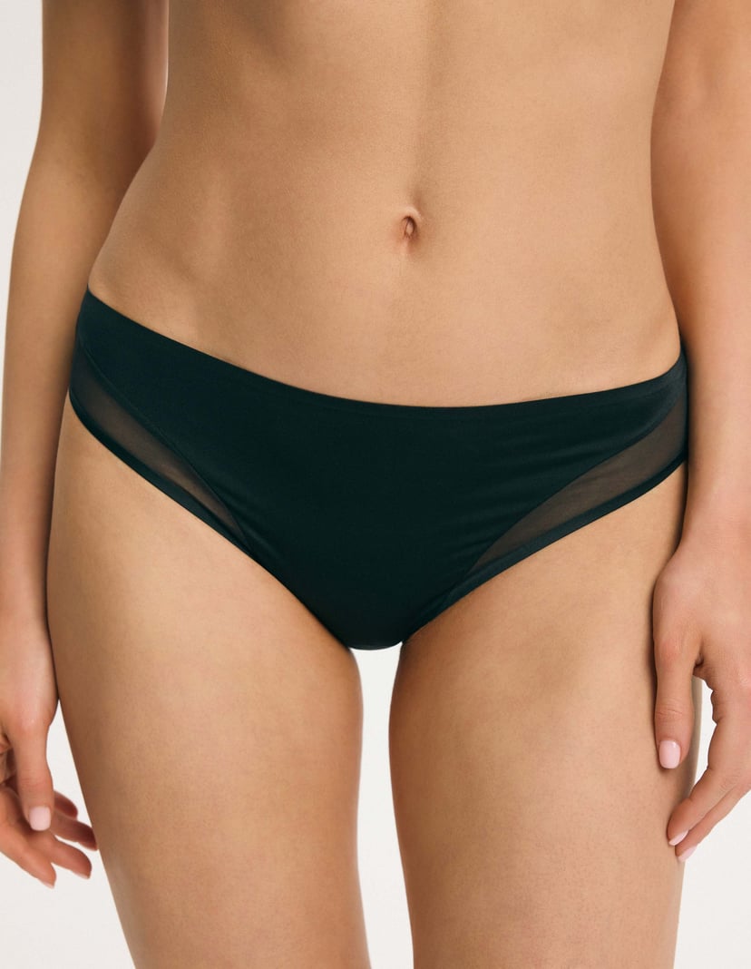 Essential Briefs Black 2
