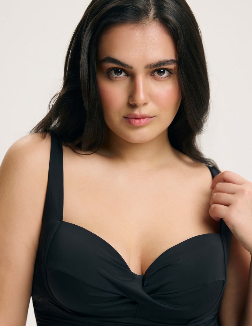 Tankini for Larger Bust Base Black 2