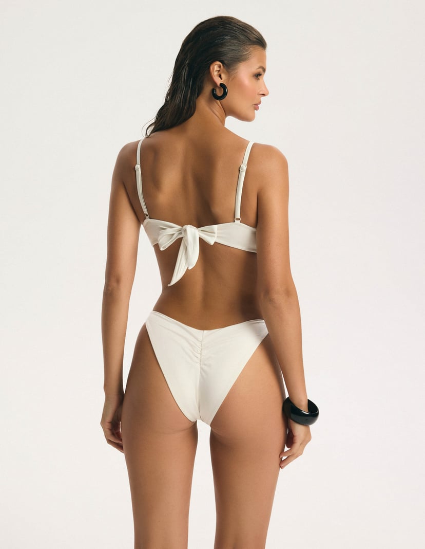 Bikini Top Goddess cream 4