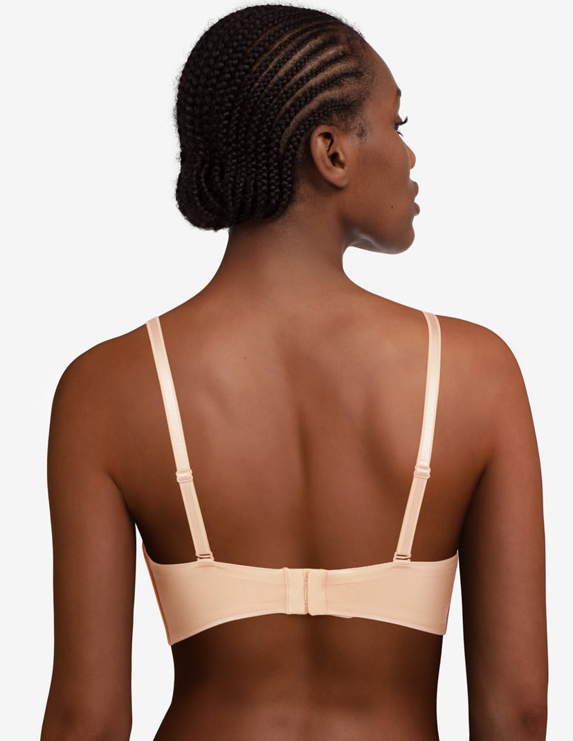 Biustonosz balkonetka essential Chantelle beżowy 2